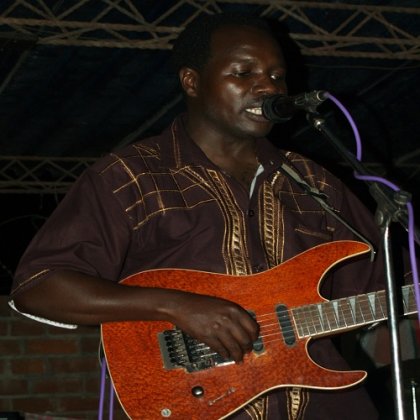 Leonard Zhakata - Mugove - ZimbaMusic
