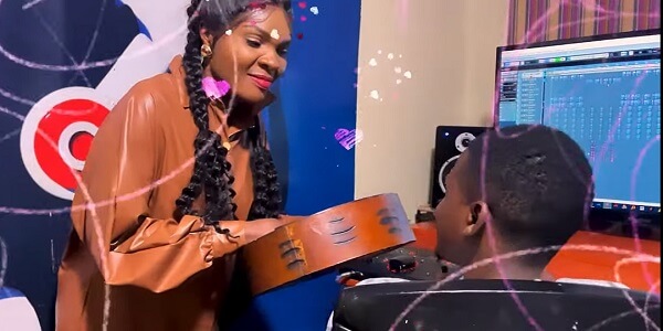 Studio Session – Mai Tt – Muremekedze At Cymplex Music