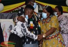 watch video herman makombe received educational scholarship from president ememerson mnagwagwa